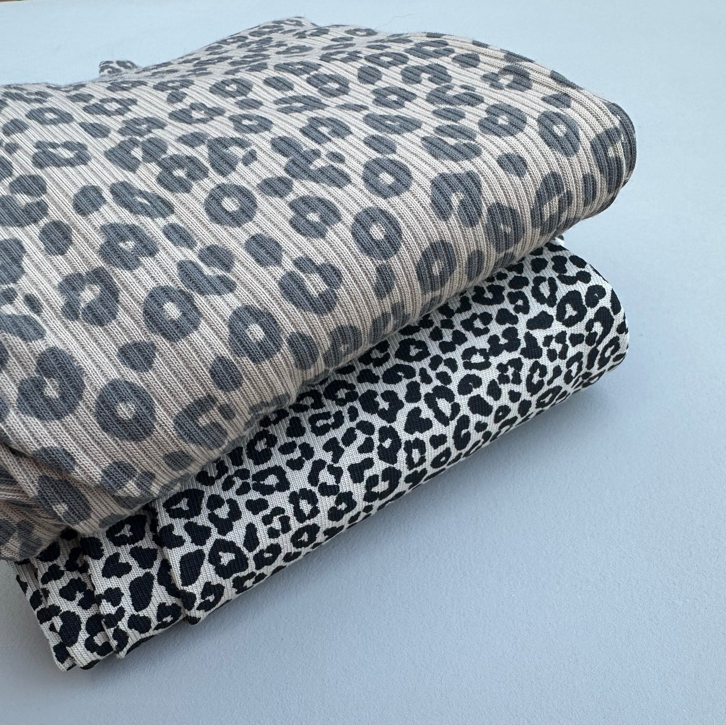 Langarmshirt I Leoprint