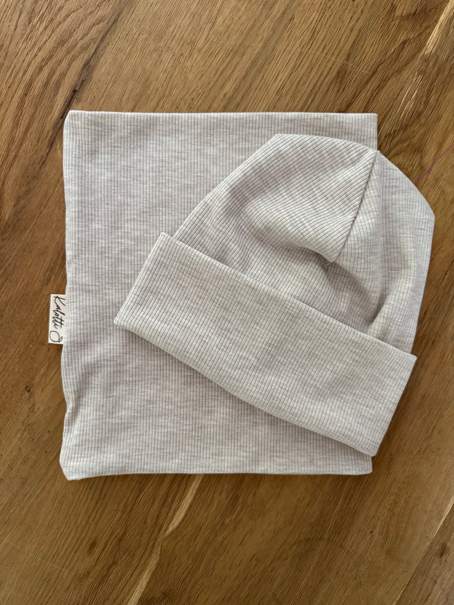 SET Loop & Beanie I Uni