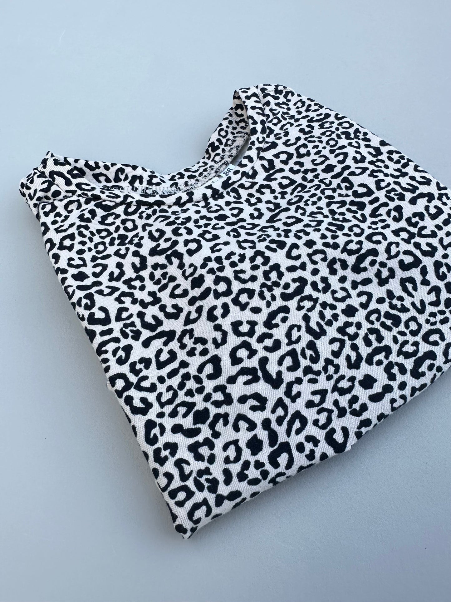 Langarmshirt I Leoprint
