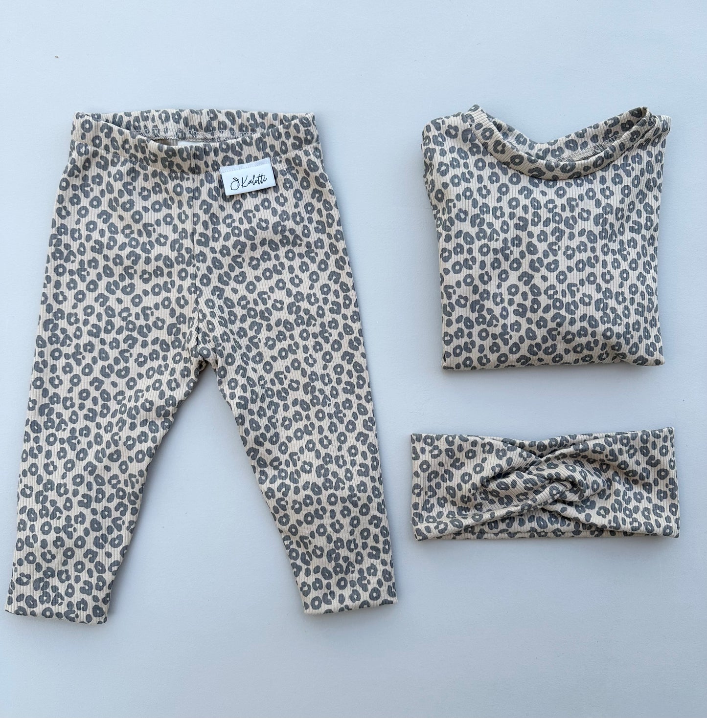 Langarmshirt I Leoprint
